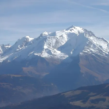 La Ferme Du Mont Blanc Bed & Breakfast