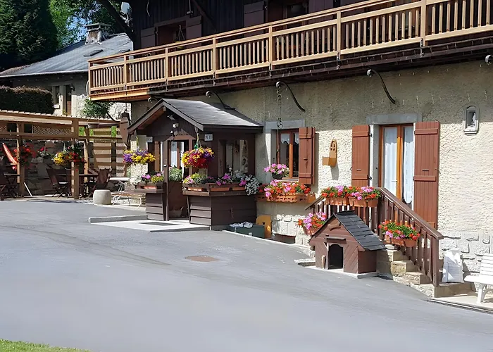 Oda ve Kahvaltı La Ferme Du Mont Blanc 3*