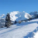 La Ferme Du Mont Blanc Bed & Breakfast 3*